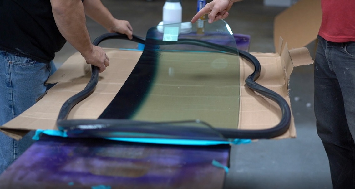 Soapy Rope Technique for Installing Windshields Classic Auto Insurance